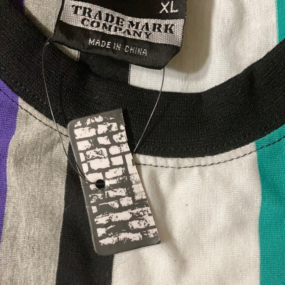 Men’s NWT striped short sleeve T- shirt